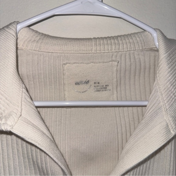 Aerie Cream Beige White Ribbed Longsleeve Collar Medium - Picture 4 of 5